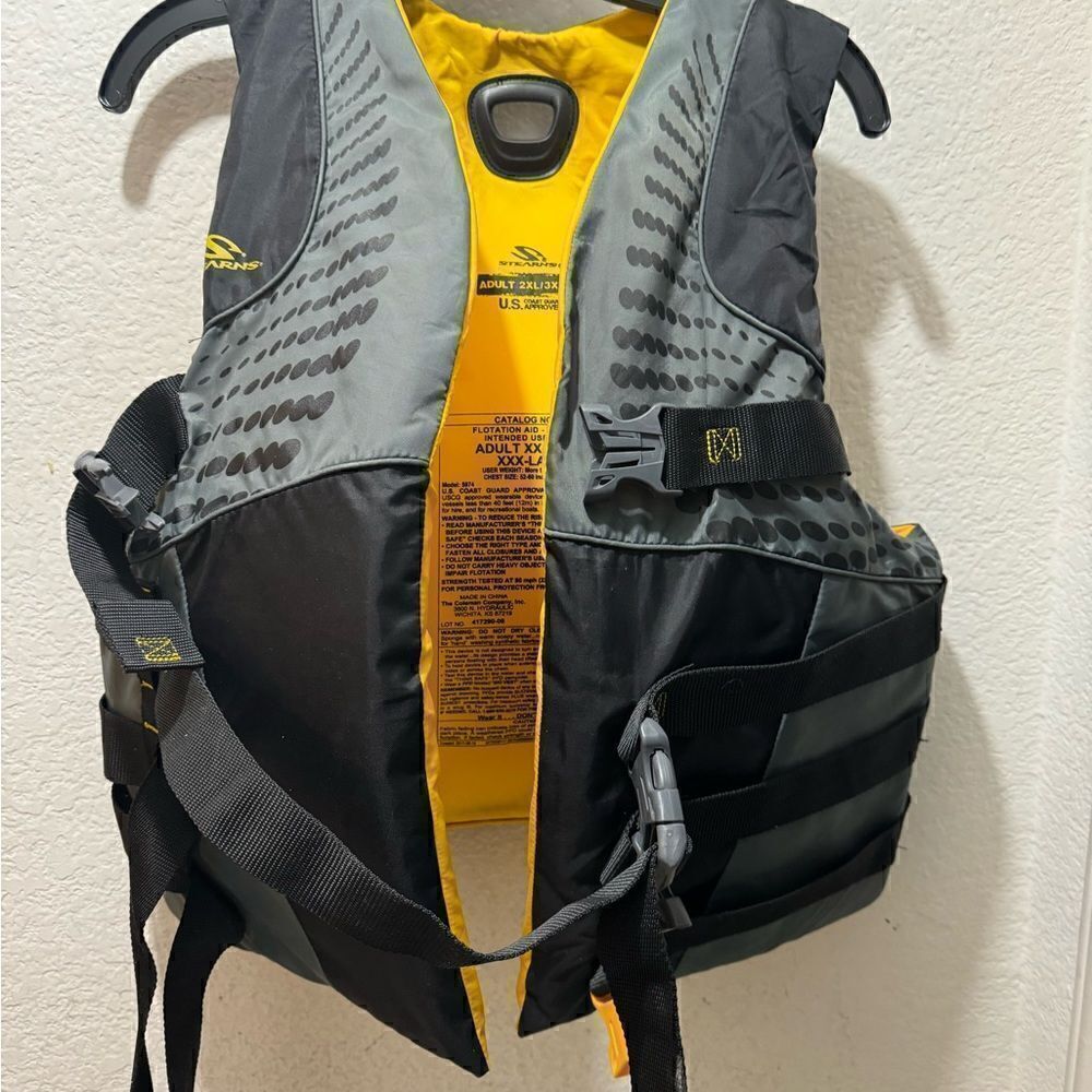 Stearns adult unisex life jacket vest 2XL/ 3XL